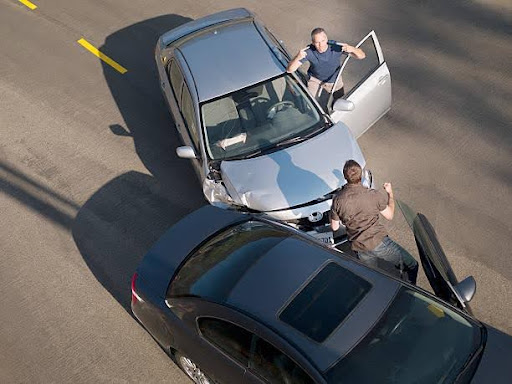 Top Legal Strategies for Winning a Head-on Collision Claim