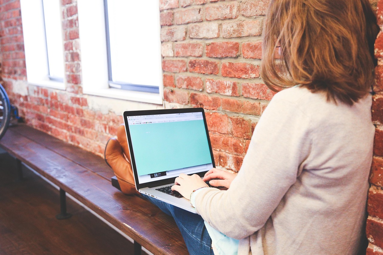15 Companies with Student Discounts That You Need to Check