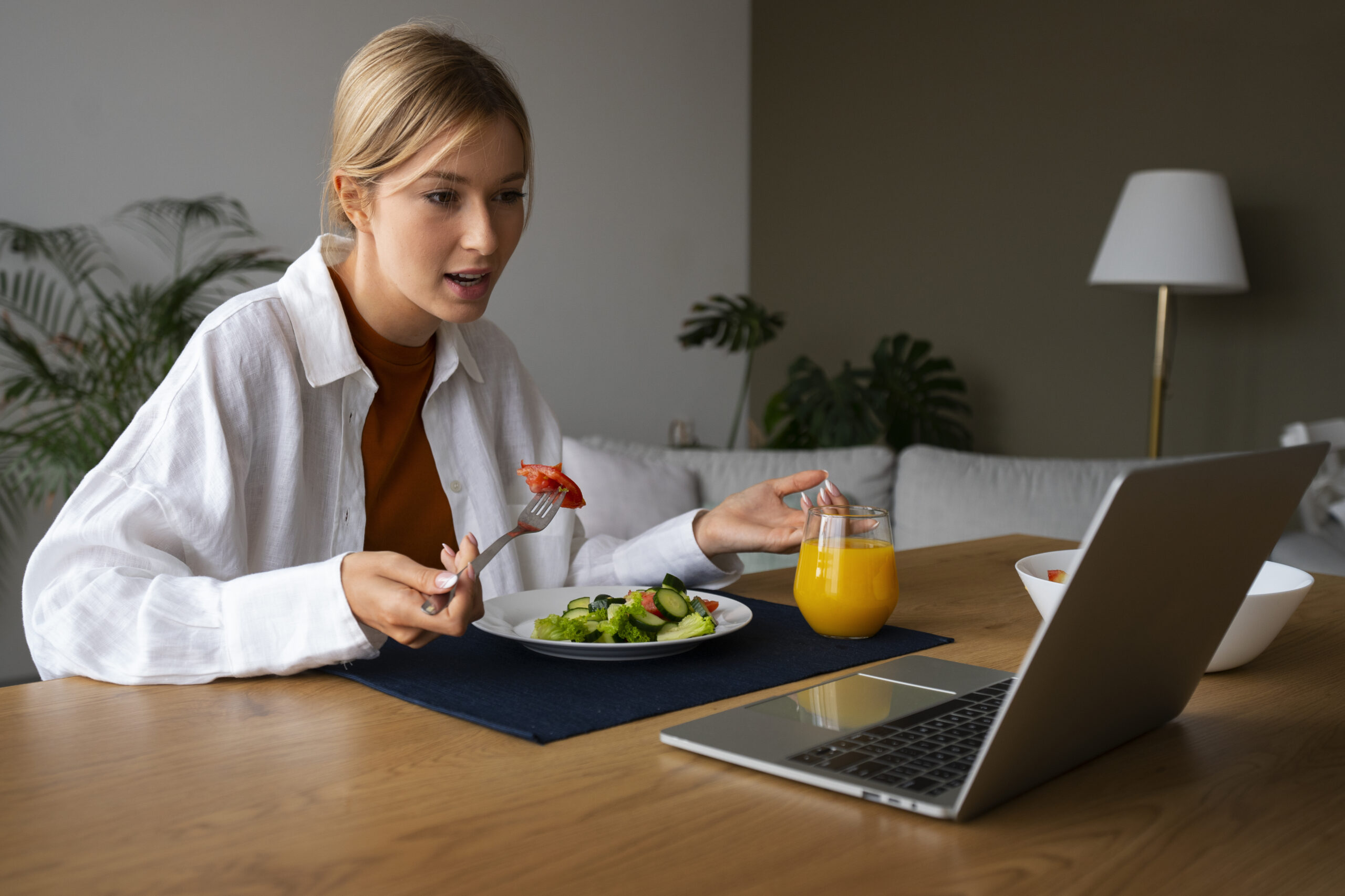 Eat Smart, Live Modern: Simple Daily Choices for Health